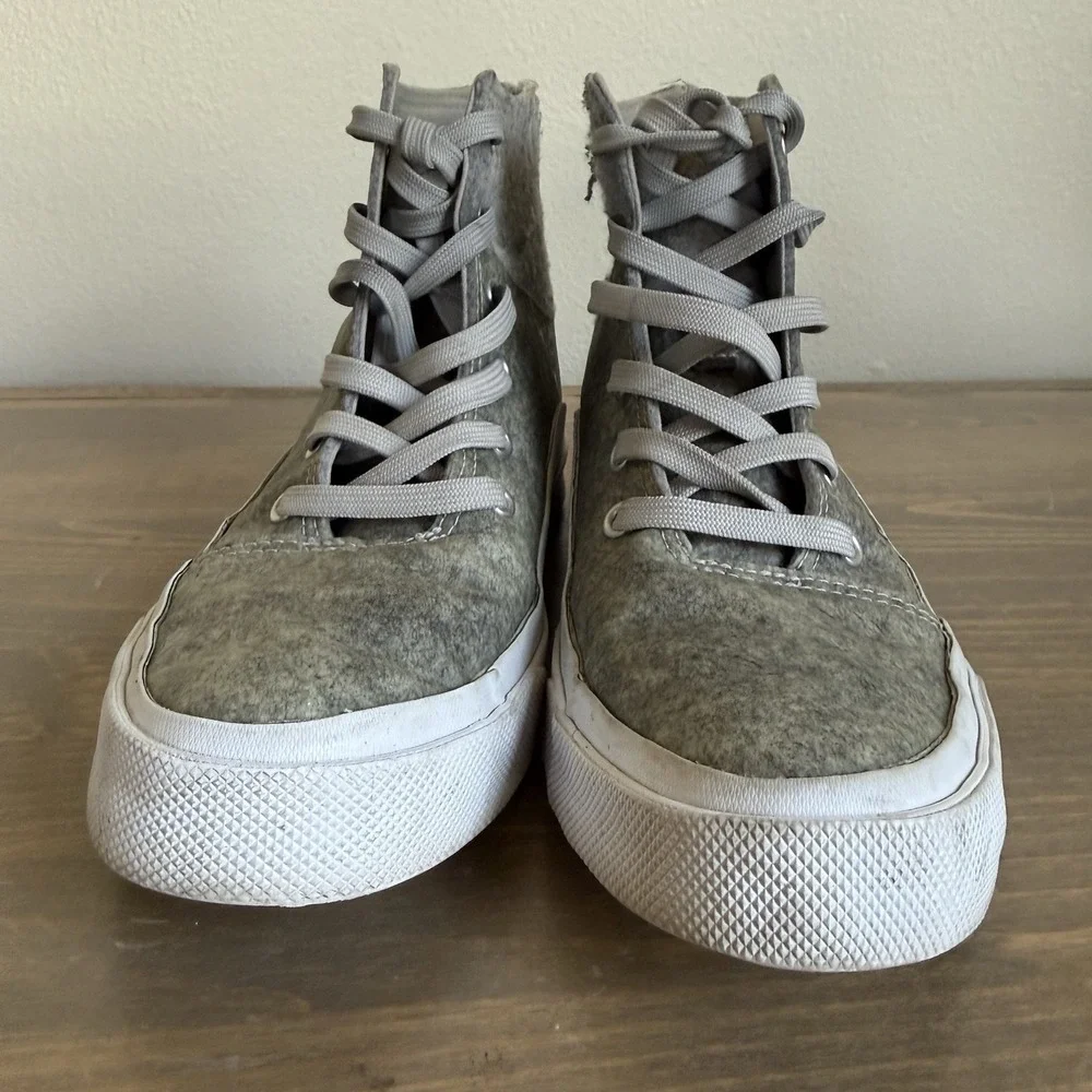 Converse Unisex Mens 5/Womens 7 Grey Chuck Taylor All Star Lunarlon Sole Sneaker